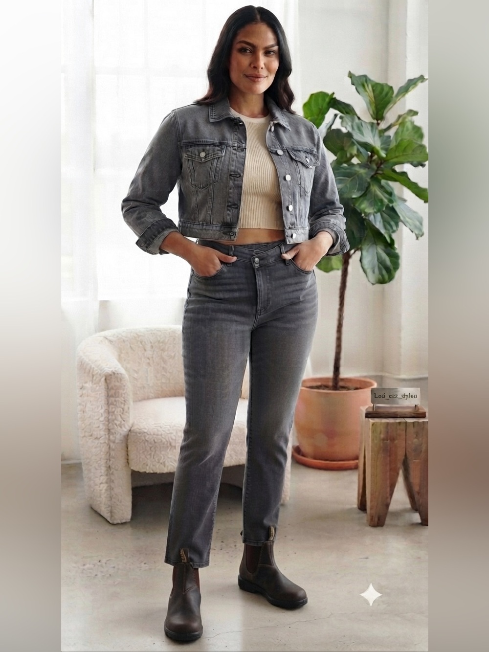 Vintage Y2K American 90s Cross Waist Straight Leg Jeans in Washed Gray